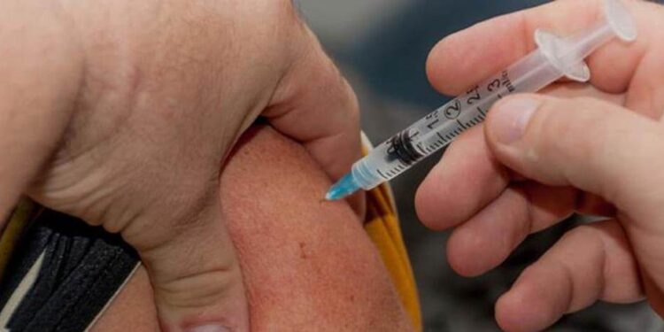 Salud inicia jornada vacunación contra influenza