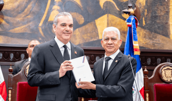Abinader revela se negó a negociaciones habilitar Danilo Medina
