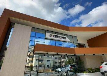Presidente Fedomu instruye alcaldes a limpiar imbornales y sumarse a labores preventivas ante posibles lluvias