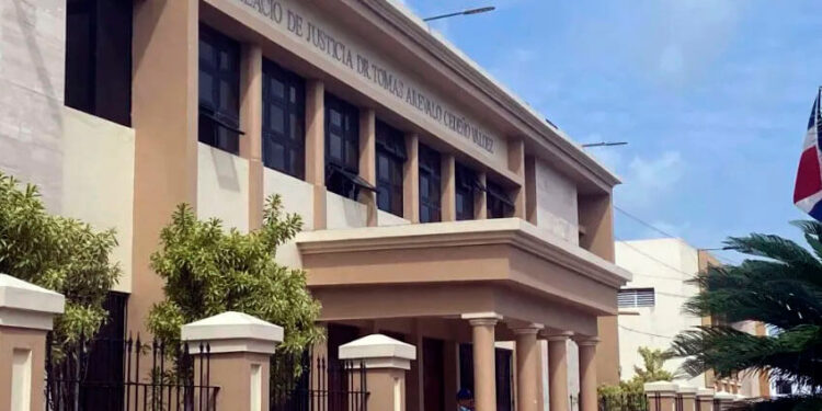 Imponen coerción imputada por abuso de confianza en la sucesión Fuller