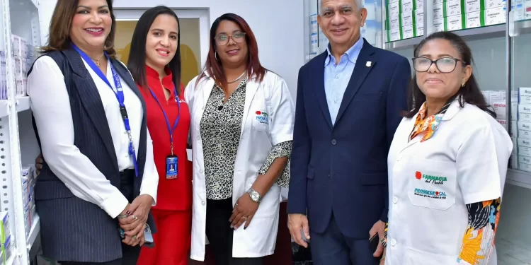 Senado y PROMESE/CAL inauguran nueva Farmacia del Pueblo