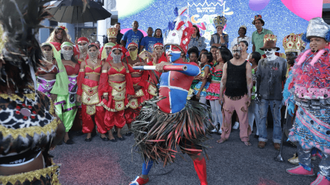 Alcaldía SDN anuncia celebración de su Carnaval 2025