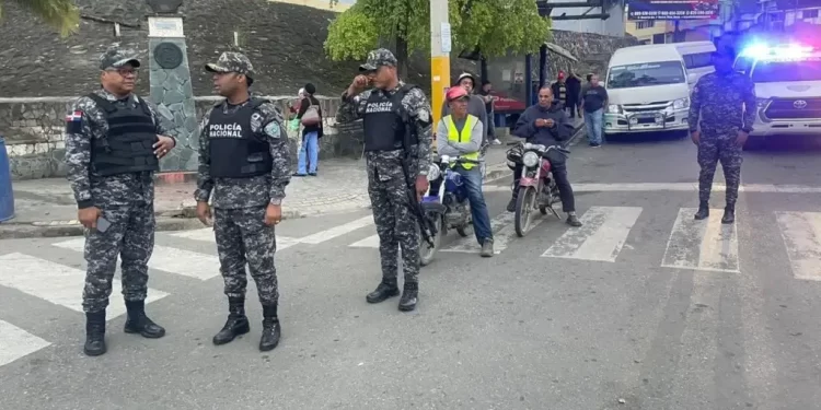 PN desplega operativo preventivo en El Hoyo de Friusa