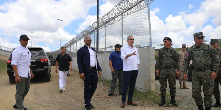 Abinader dice Amnistía: «Que vaya a trabajar a Haití»