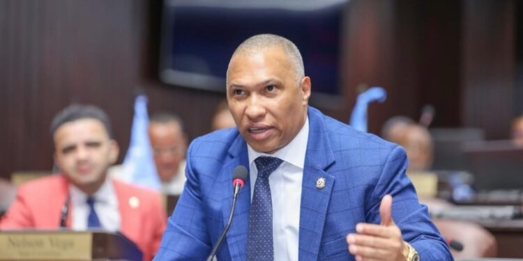 Diputado llama fortalecer fe y valorar la vida en Semana Santa