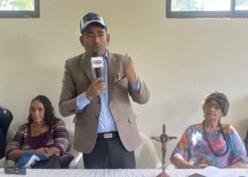 Denuncia cancelaciones periodistas y locutores apoyaron reelección Abinader