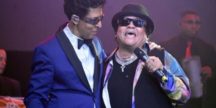 Programa radial «Aquí está el merengue» celebra décimo aniversario