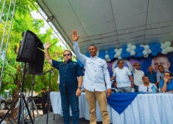 Paliza juramenta en PRM director municipal de Canoa abandonó PLD