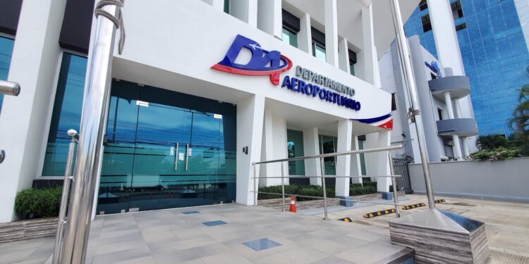 Departamento Aeroportuario dispone invesgación sobre falla eléctrica en AILA