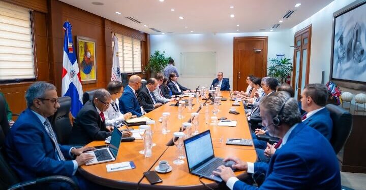 Misión FMI visita Ministerio de Hacienda para consulta anual del Artículo IV