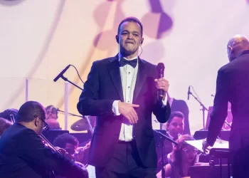 Mayimba Music celebra nominación de Alex Bueno a los Latin Grammy