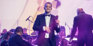 Mayimba Music celebra nominación de Alex Bueno a los Latin Grammy