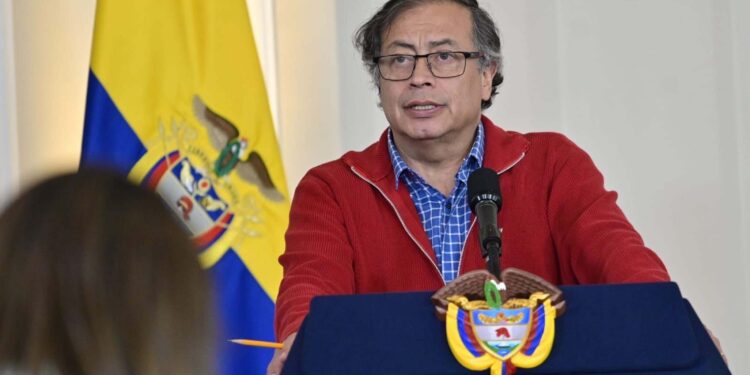 Petro responde a amenazas de Trump