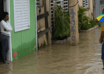Informe COE: «Aumentan desplazados y viviendas afectadas por efectos huracán Melissa»
