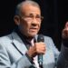 Pastor evangélico favorece tope a cesantía laboral