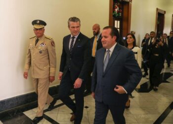 Gobierno autoriza operaciones aeronaves EEUU en lucha contra narcotráfico