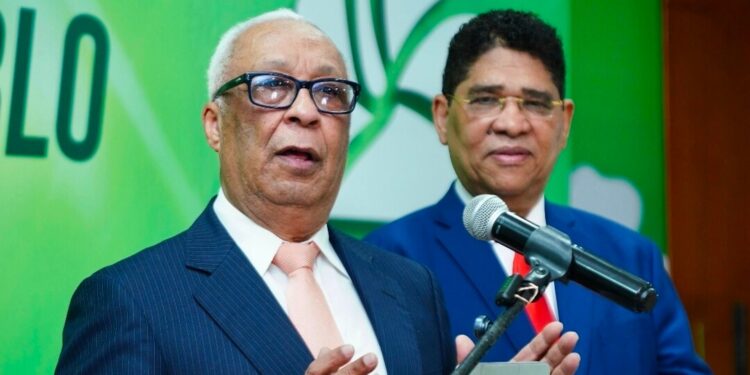 Llama al Gobierno dejar de vender proyecciones como resultados