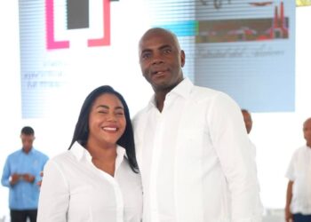 Demandan al Grupo Alofoke y Eduardo Saint-Hilaire por RD$100 millones