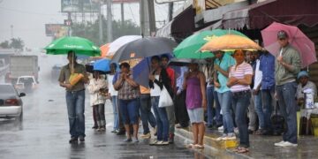 COE coloca 13 provincias en alerta por vaguada